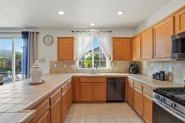 4597 Bonsai Ave, Tracy, CA 95377