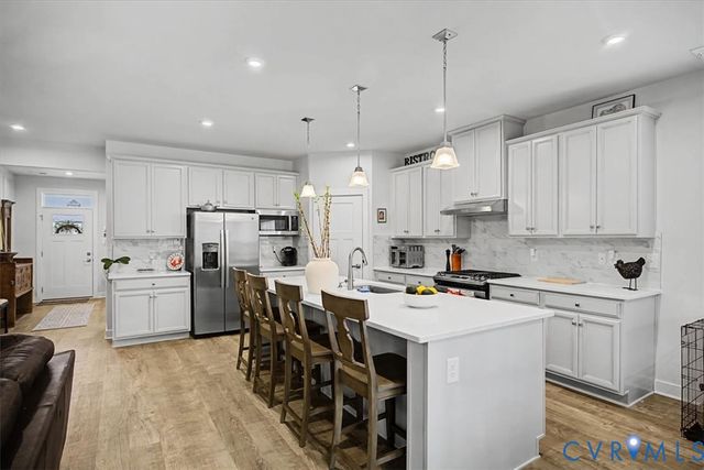 18307 Sagamore Dr, Chesterfield, VA 23120