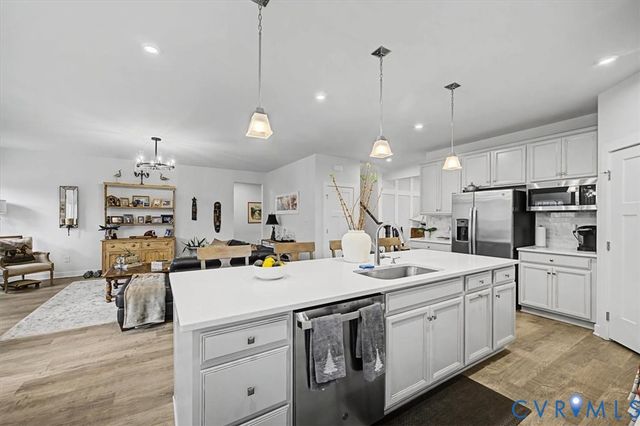 18307 Sagamore Dr, Chesterfield, VA 23120