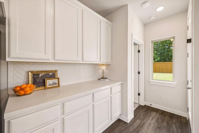 7933 Spring Run Drive, Magnolia, TX 77354