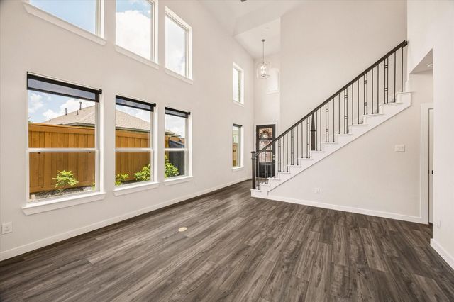 7933 Spring Run Drive, Magnolia, TX 77354