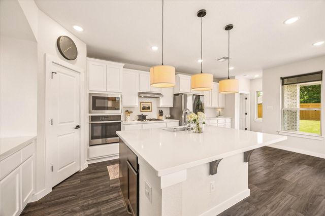 7933 Spring Run Drive, Magnolia, TX 77354