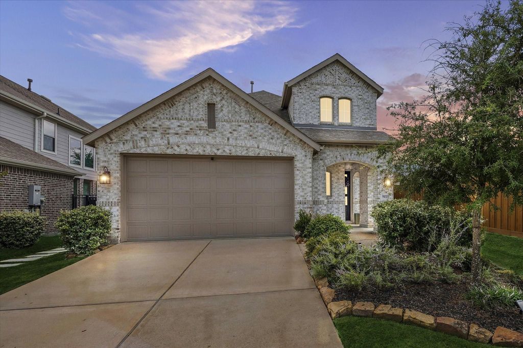 7933 Spring Run Drive, Magnolia, TX 77354