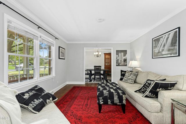 1208 Cary Street, Burlington, NC 27215