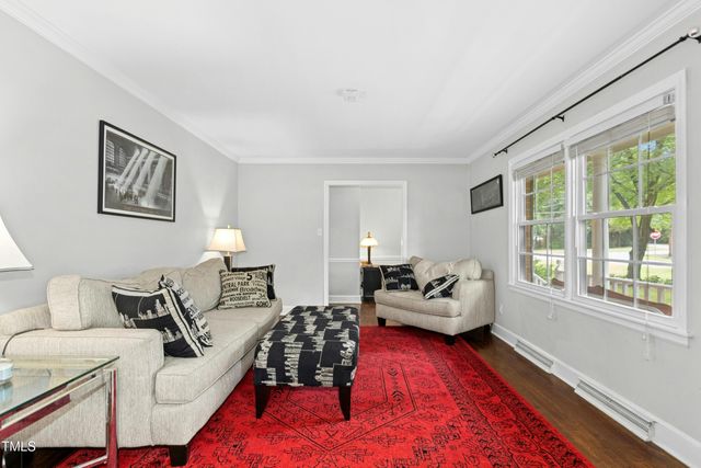 1208 Cary Street, Burlington, NC 27215
