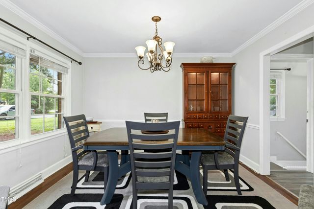 1208 Cary Street, Burlington, NC 27215