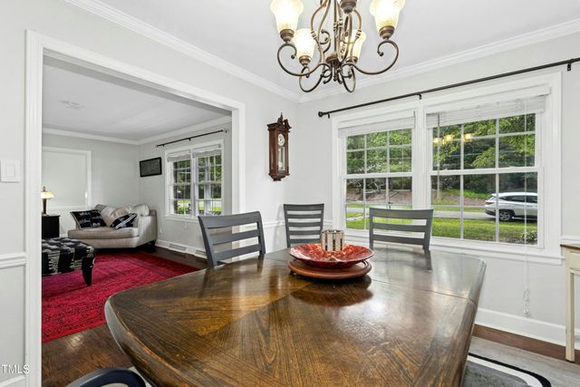 1208 Cary Street, Burlington, NC 27215