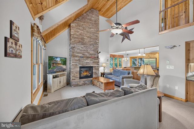 14 VICKIE WAY, Basye, VA 22810