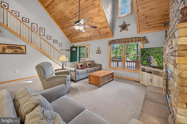 14 VICKIE WAY, Basye, VA 22810