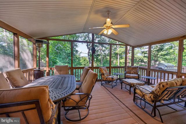 14 VICKIE WAY, Basye, VA 22810