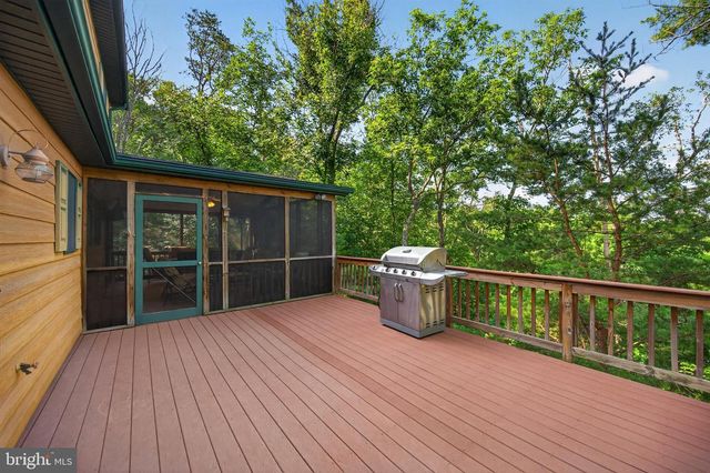 14 VICKIE WAY, Basye, VA 22810