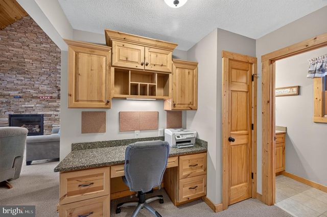 14 VICKIE WAY, Basye, VA 22810