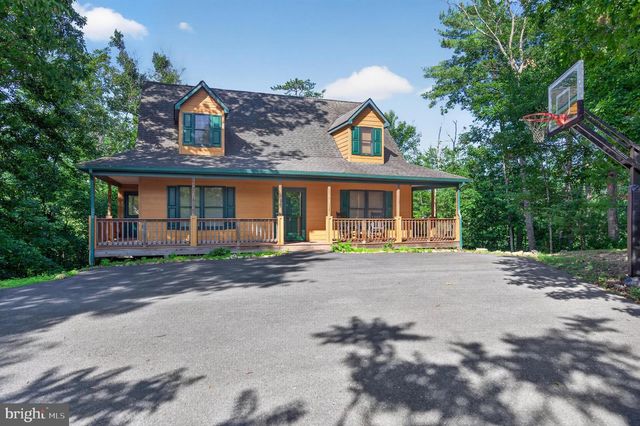 14 VICKIE WAY, Basye, VA 22810