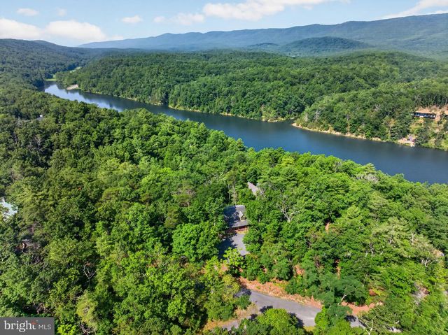 14 VICKIE WAY, Basye, VA 22810