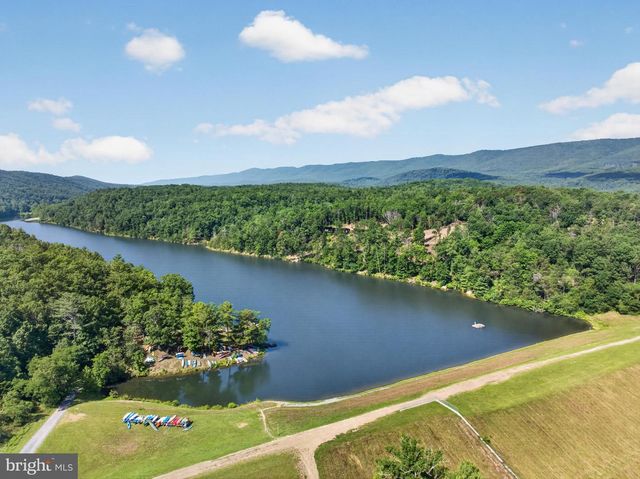 14 VICKIE WAY, Basye, VA 22810