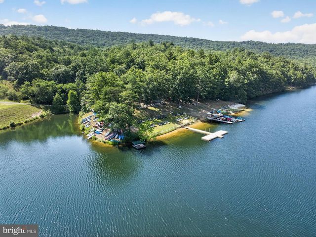 14 VICKIE WAY, Basye, VA 22810