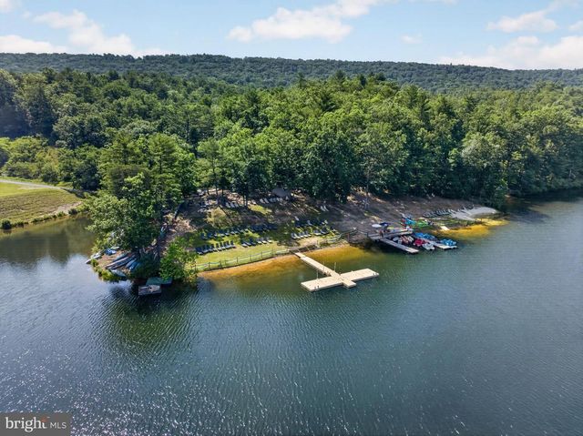 14 VICKIE WAY, Basye, VA 22810