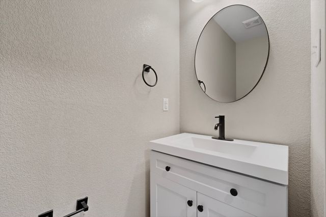 1524 Quails Nest Drive, Fort Worth, TX 76177