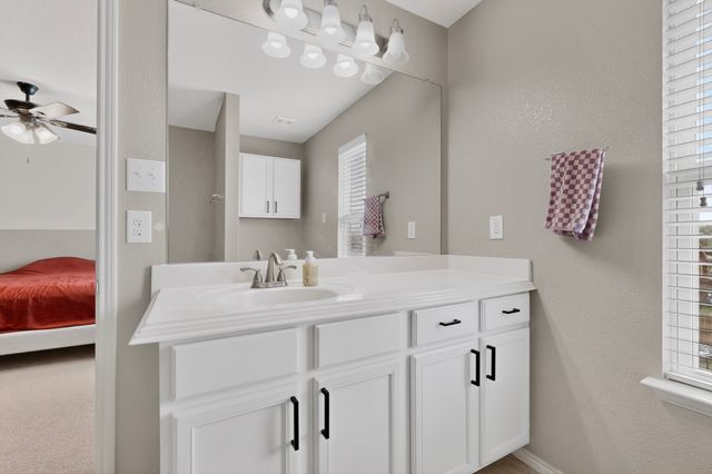 1524 Quails Nest Drive, Fort Worth, TX 76177
