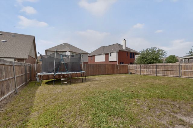 1524 Quails Nest Drive, Fort Worth, TX 76177