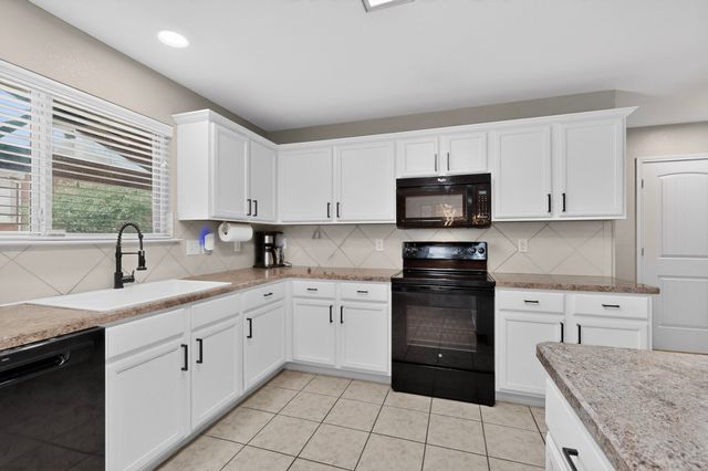 1524 Quails Nest Drive, Fort Worth, TX 76177