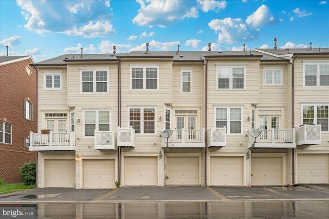 9070 MCPHERSON ST, Frederick, MD 21704