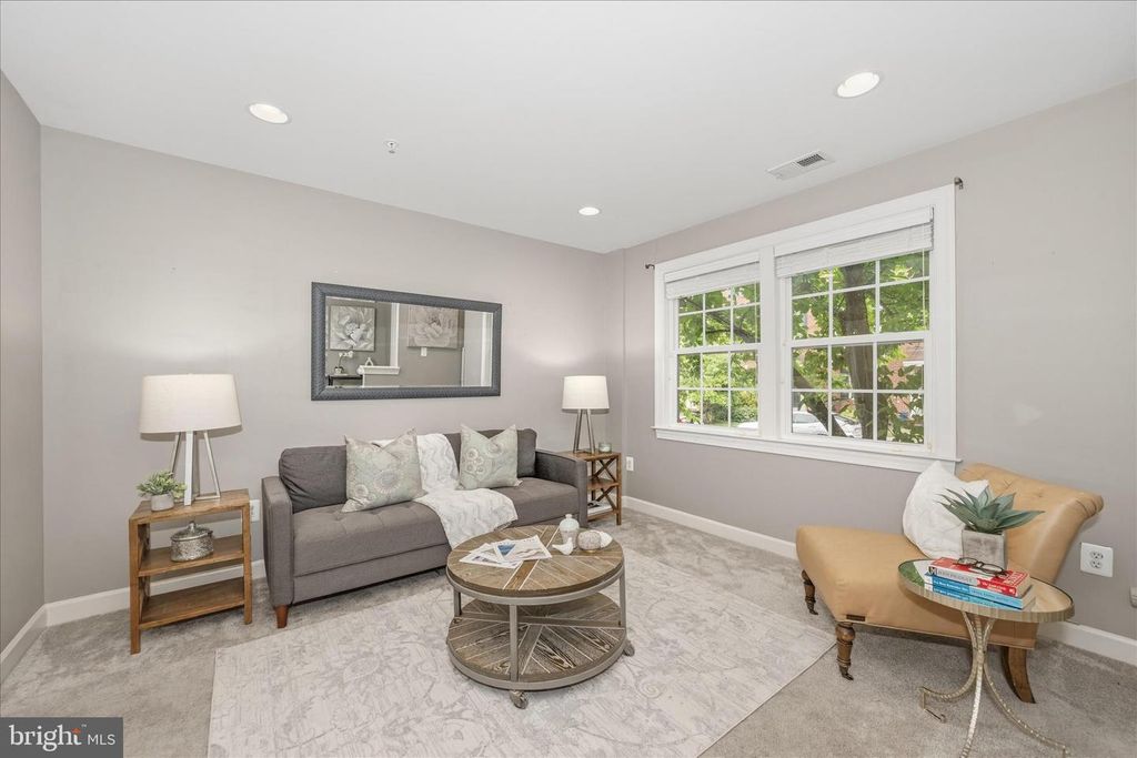 Image 5 of property listing at 9070 MCPHERSON ST, Frederick, MD 21704