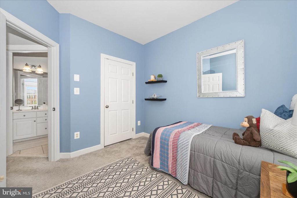 Image 52 of property listing at 9070 MCPHERSON ST, Frederick, MD 21704
