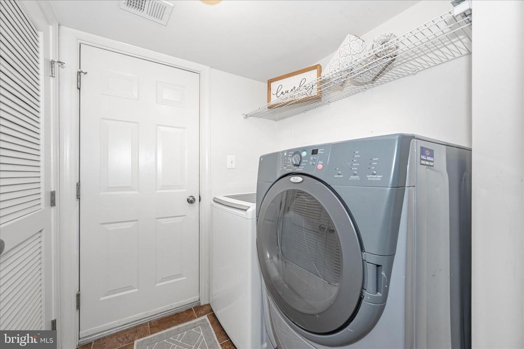 Image 9 of property listing at 9070 MCPHERSON ST, Frederick, MD 21704