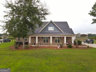 800 John E Sullivan Road, Byron, GA 31008