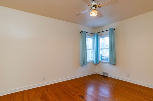 155 Conver Street, West Saint Paul, MN 55118