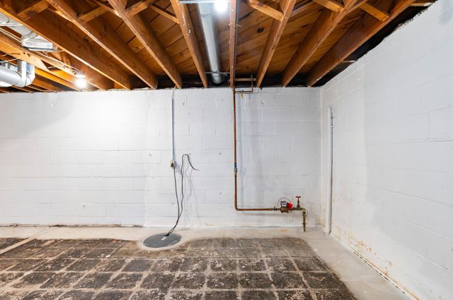 155 Conver Street, West Saint Paul, MN 55118