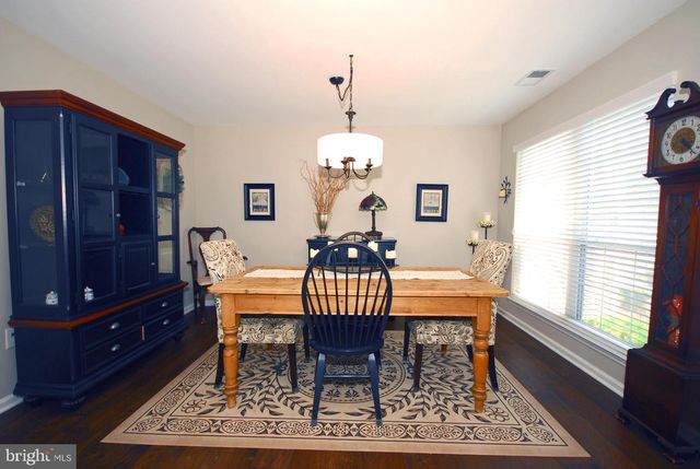 221 COLT ST, Pennington, NJ 08534