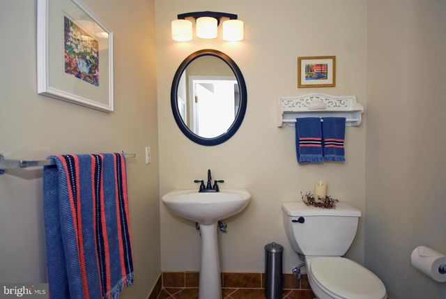 221 COLT ST, Pennington, NJ 08534