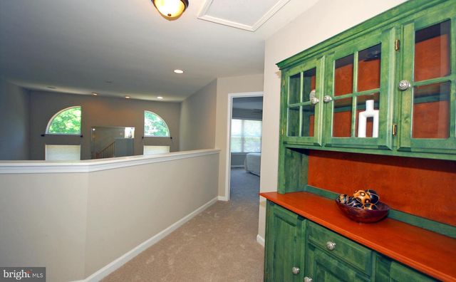 221 COLT ST, Pennington, NJ 08534