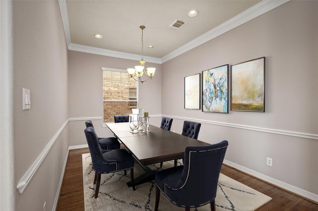 3210 W Park At Beverly Hills, Houston, TX 77057