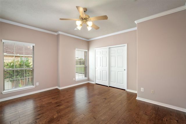 3210 W Park At Beverly Hills, Houston, TX 77057