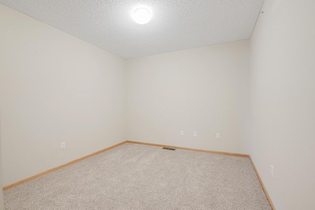 8014 Golden Valley Road, Golden Valley, MN 55427