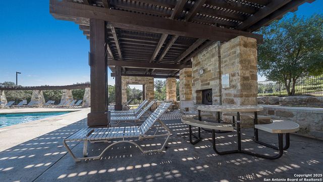 132 Owl Burrow, San Antonio, TX 78253