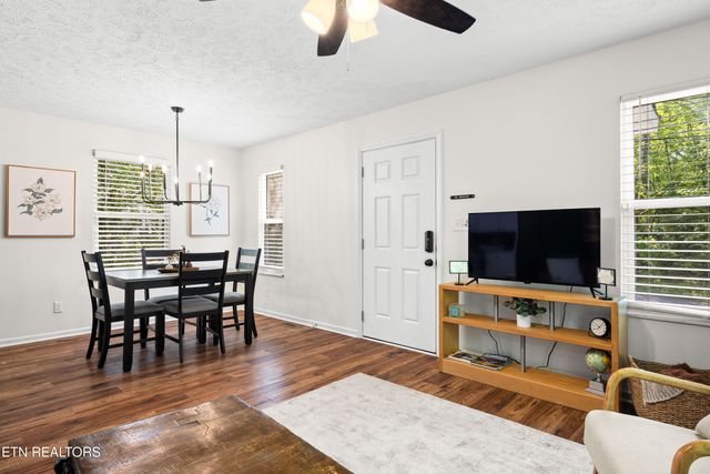 2803 Brooks Ave, Knoxville, TN 37914