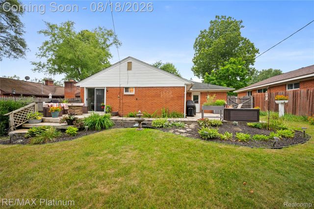 190 N Noble Street N, Milford Village, MI 48381