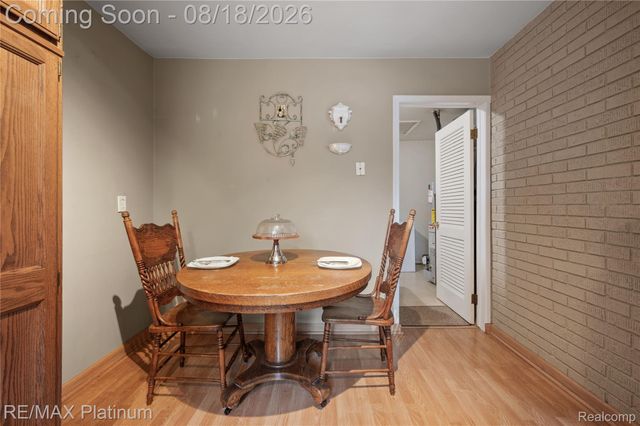 190 N Noble Street N, Milford Village, MI 48381