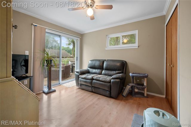 190 N Noble Street N, Milford Village, MI 48381