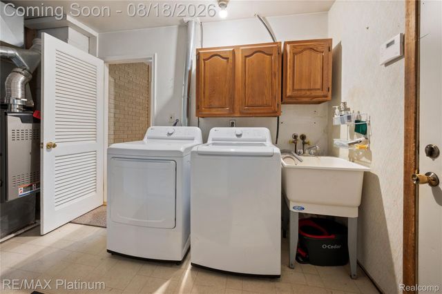 190 N Noble Street N, Milford Village, MI 48381