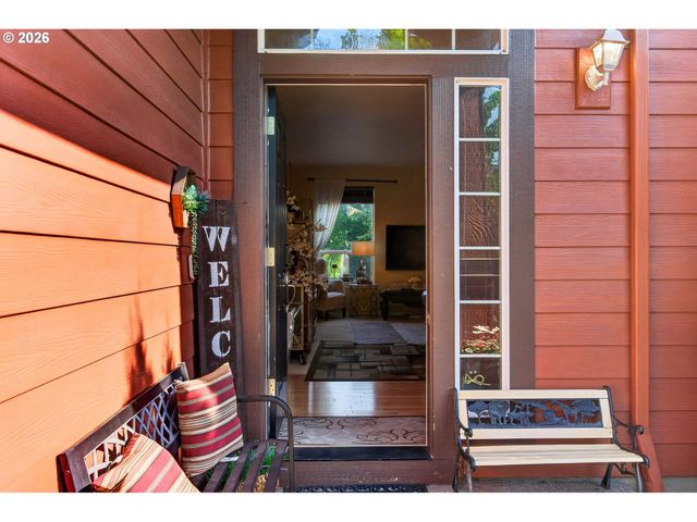 17122 Sw ROOSEVELT St, Sherwood, OR 97140