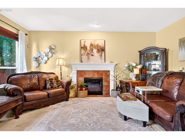 17122 Sw ROOSEVELT St, Sherwood, OR 97140