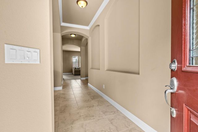 7121 Gladwin Way, Elk Grove, CA 95757