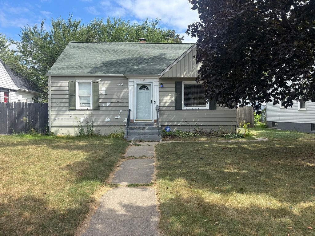 5136 Dupont Avenue N, Minneapolis, MN 55430 — exterior