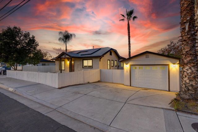 9428 Prospect Ave, Santee, CA 92071