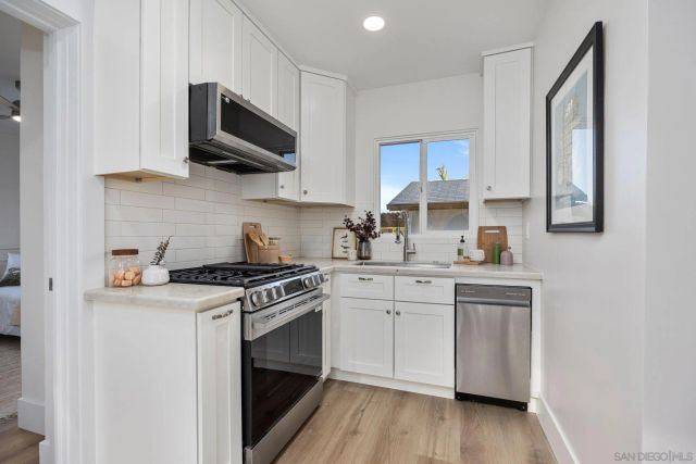 9428 Prospect Ave, Santee, CA 92071